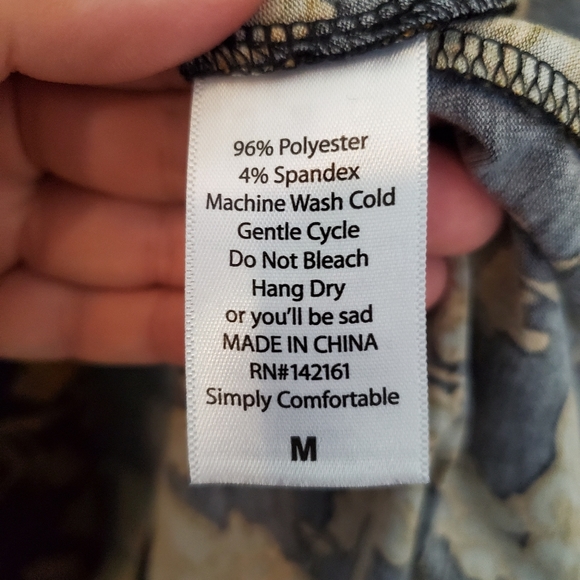 3/4 sleeve overpiece🍒 - Picture 7 of 10